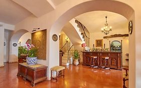 Hotel Punta Est